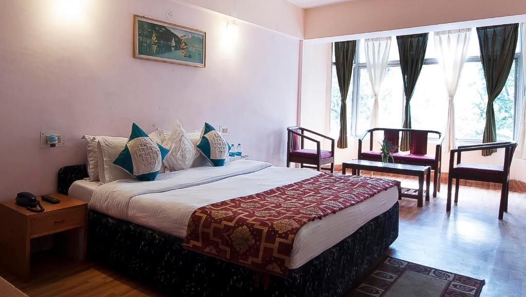 Hotel Anamika Найнітал Номер фото